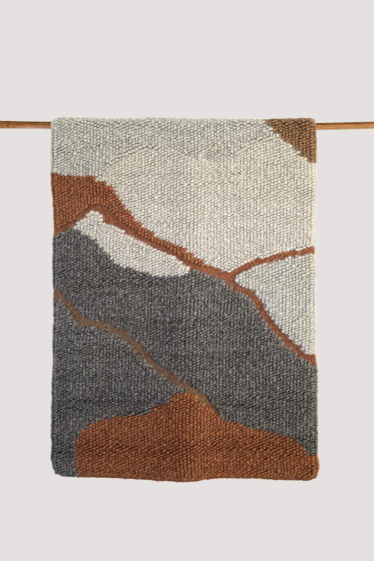 Handwoven wool area rug "Guk" with natural colors and traditional smooth hand weaving, 120x180 cm.
