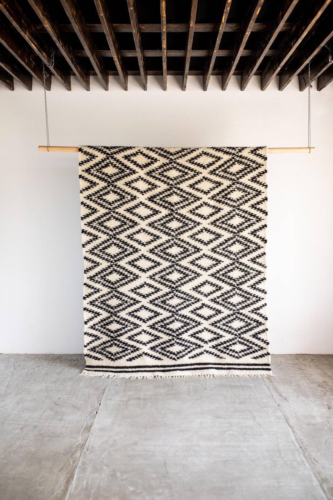 Traditional Carpathian wool lizhnyk with spectacled pattern, handwoven 100% sheep wool rug from Ukraine