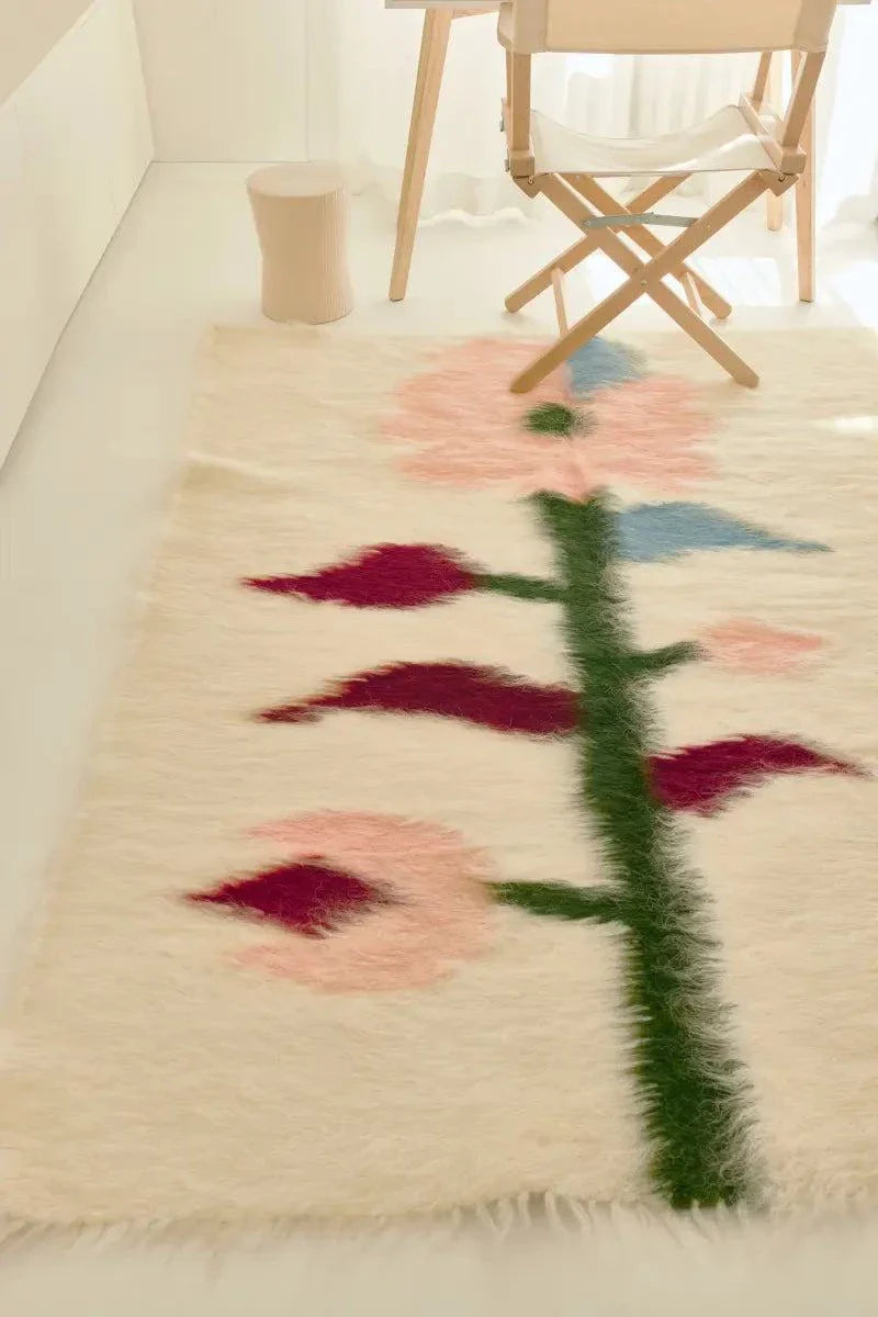 Multicoloured handwoven wool lizhnyk with brushed texture and delicate floral motif