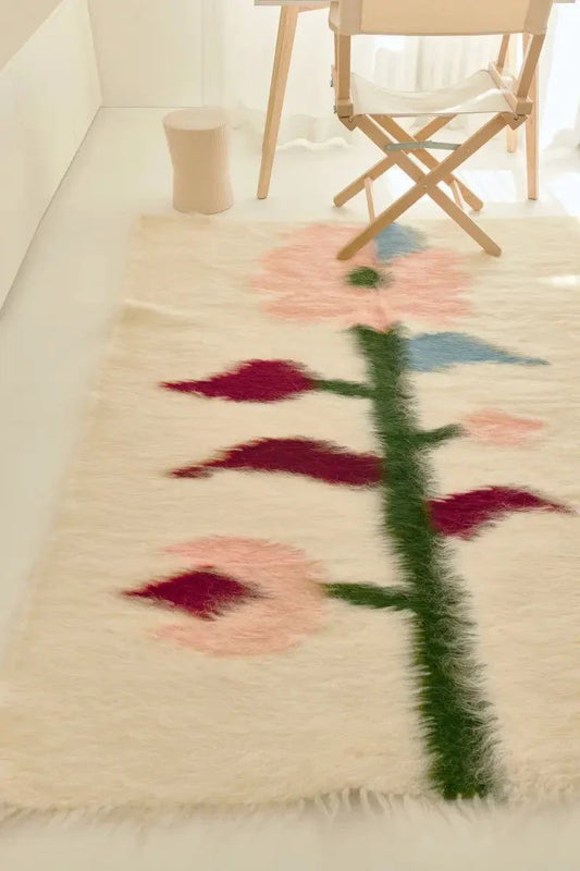 Multicoloured handwoven wool lizhnyk with brushed texture and delicate floral motif