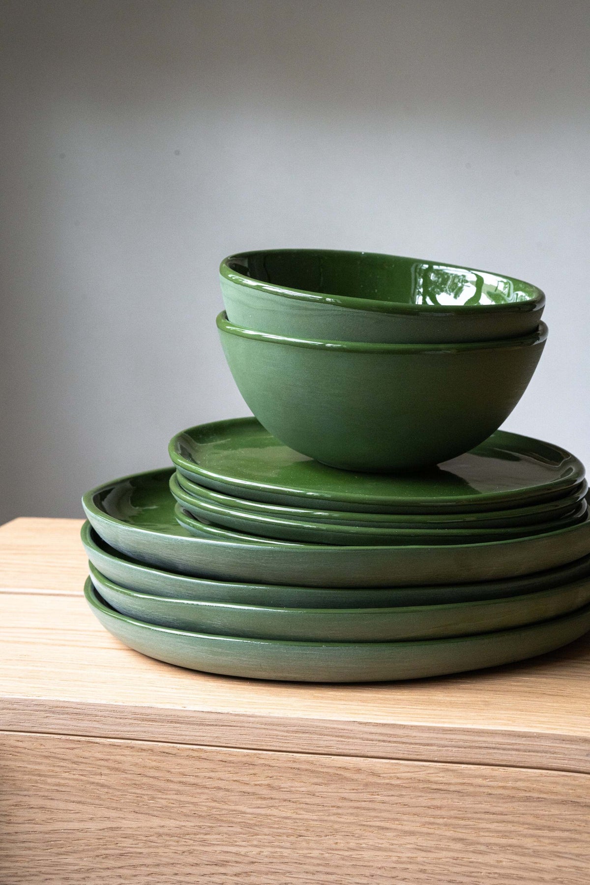 handmade porcelain dinner plates set green with shiny glaze and smooth polish