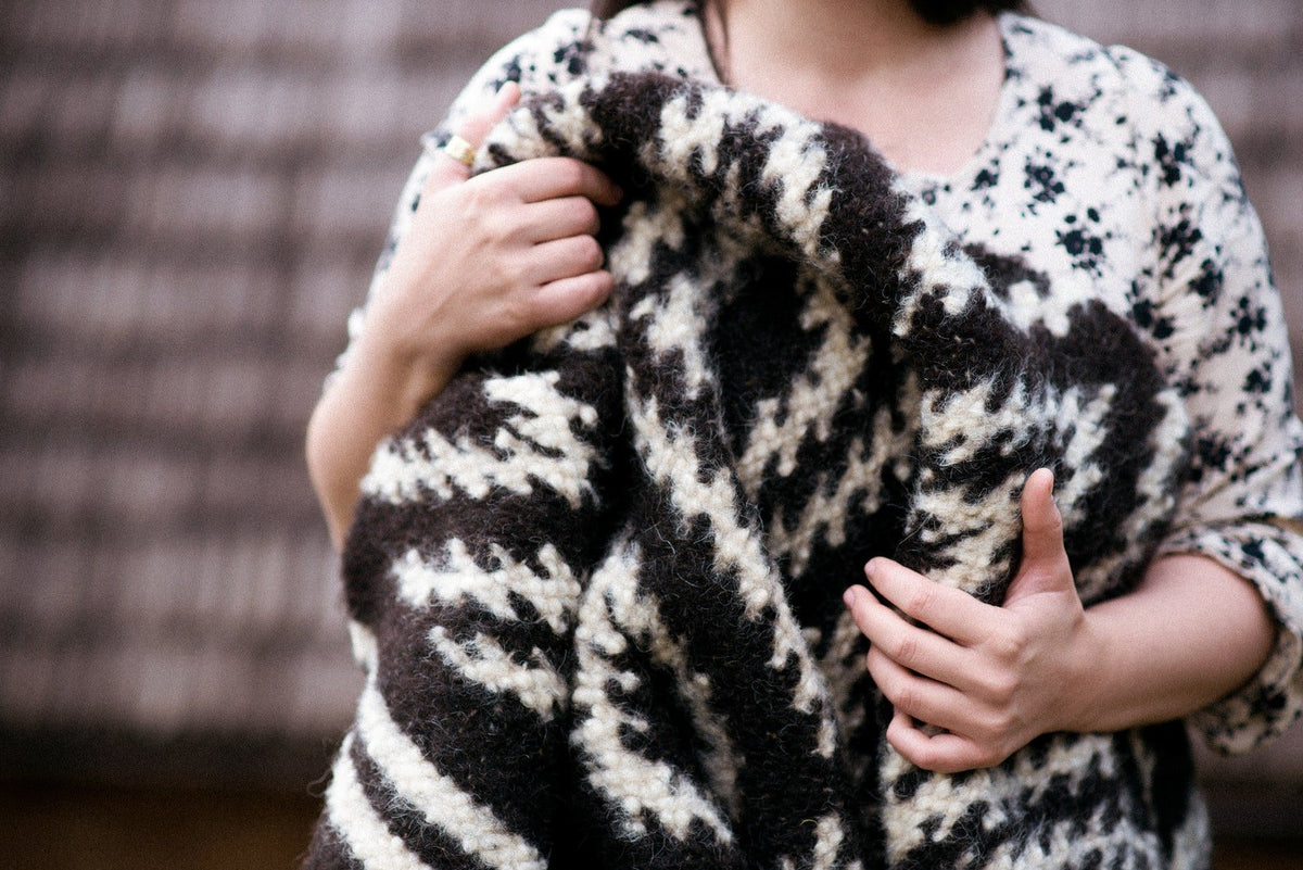 Traditional Carpathian wool lizhnyk with spectacled pattern, handwoven wool rug from Ukraine