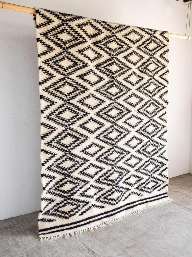 Traditional Carpathian wool lizhnyk with spectacled pattern handwoven from 100% Carpathian sheep wool